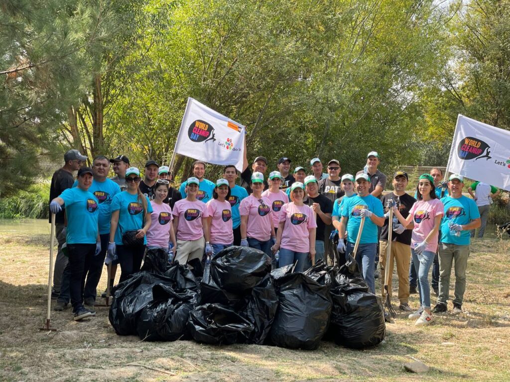World Cleanup Day 2022 in Usbekistan